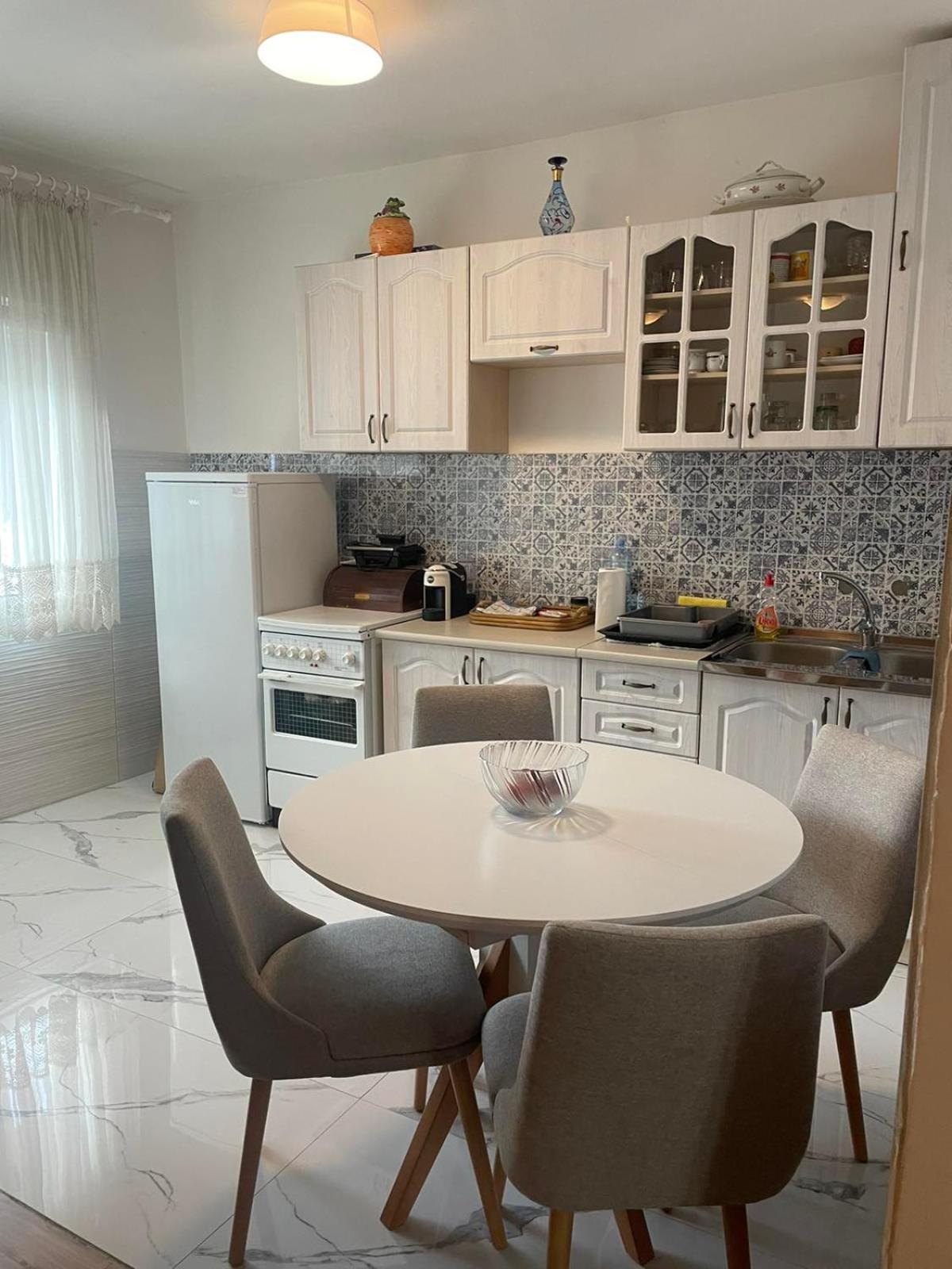 Apartment Vrbisao Cetinje Extérieur photo